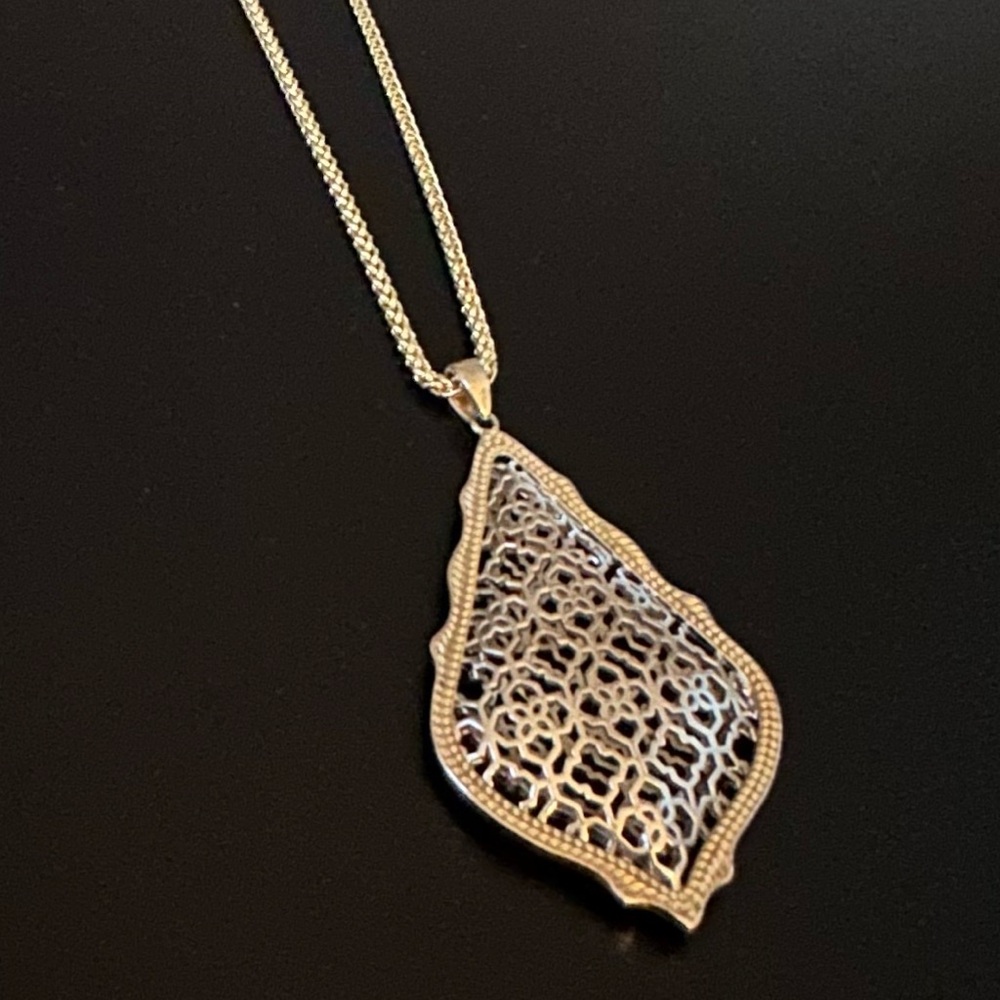 Kendra Scott Gold Filigree Teardrop Necklace